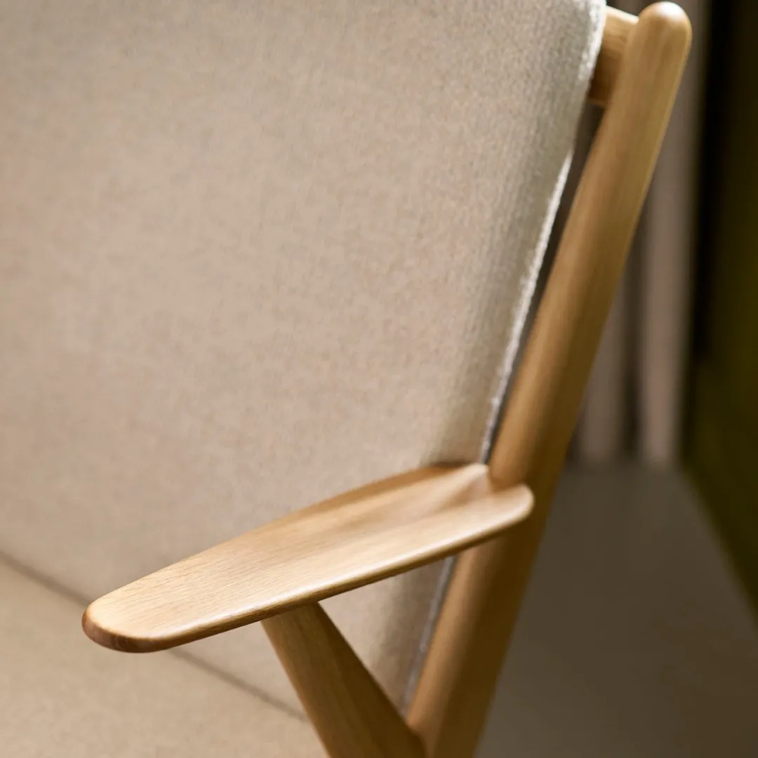 Poul M. Volther J53 - Lænestol - Eg - Beige