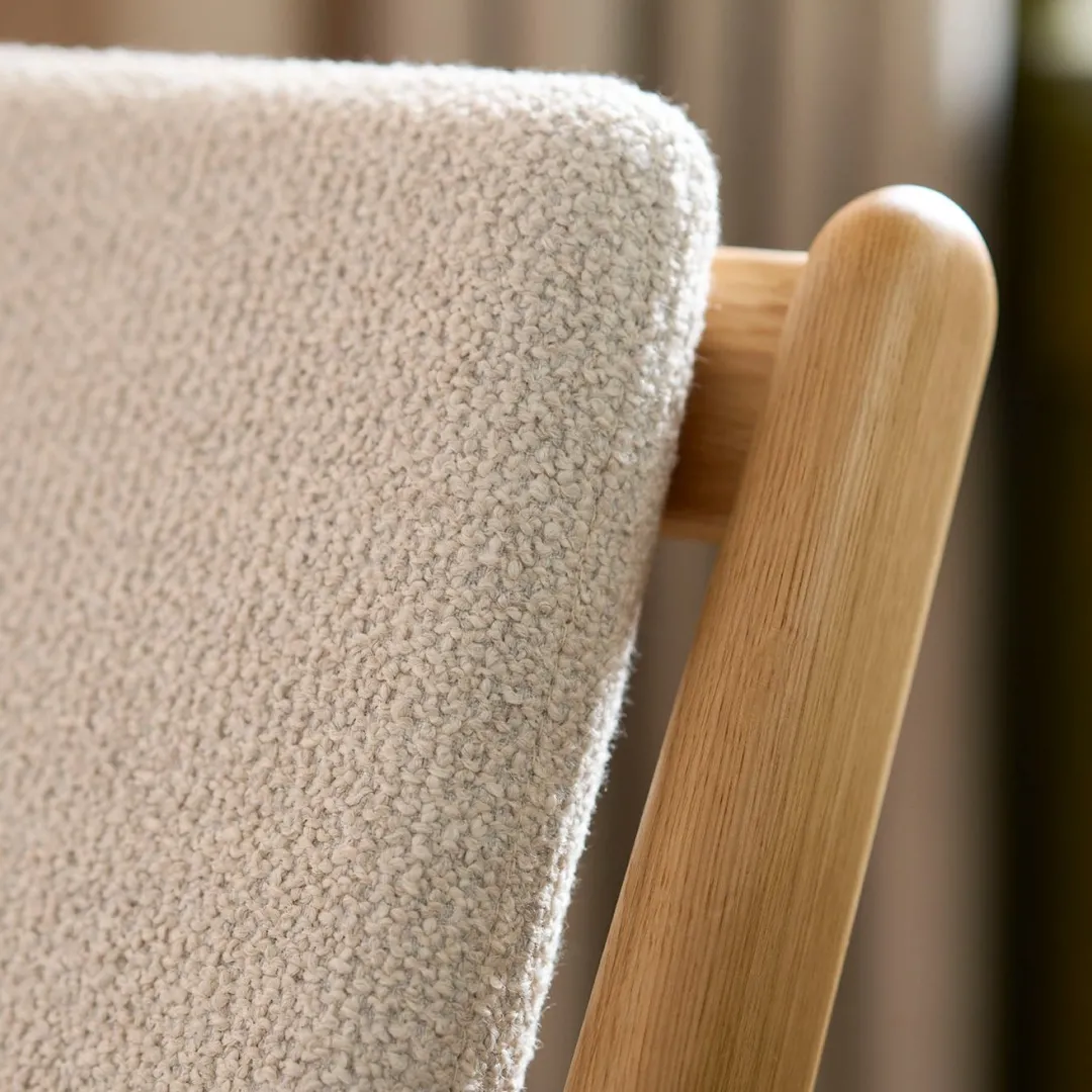 Poul M. Volther J53 - Lænestol - Eg - Beige