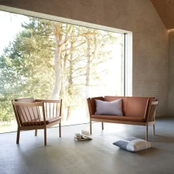 Erik Ole Jørgensen J148 - 2 pers. sofa - Eg - Cognac læder Clearance