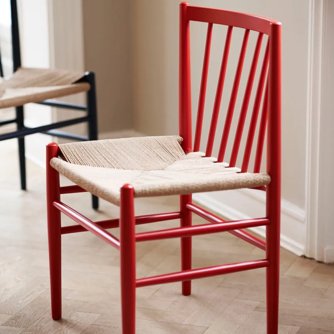 Jørgen Bækmark J80 - Stol - Bøg - Ruby Red Clearance