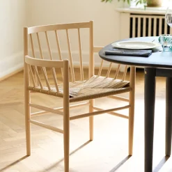 Jørgen Bækmark J81 - Stol - Eg - Lakeret Clearance
