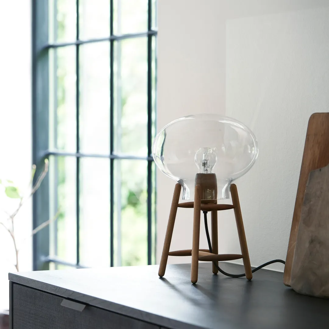 Philip Bro & Dögg Gudmundsdottir U4 Hiti - Bordlampe - Valnød - Klart glas Online